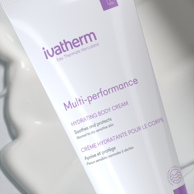 Multi-performance Moisturizing Cream with Ceramides for the body - Image 3