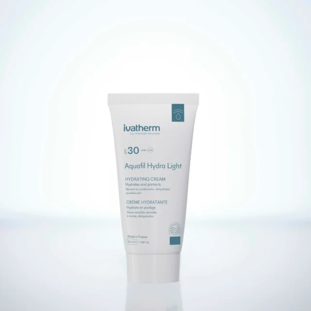 Aquafil Hydra Light <br> SPF30 Hydrating cream - Image 2