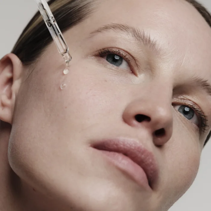 Aquafil Hydra <br> Hydrating serum with peptides and hyaluronic acid - Image 4