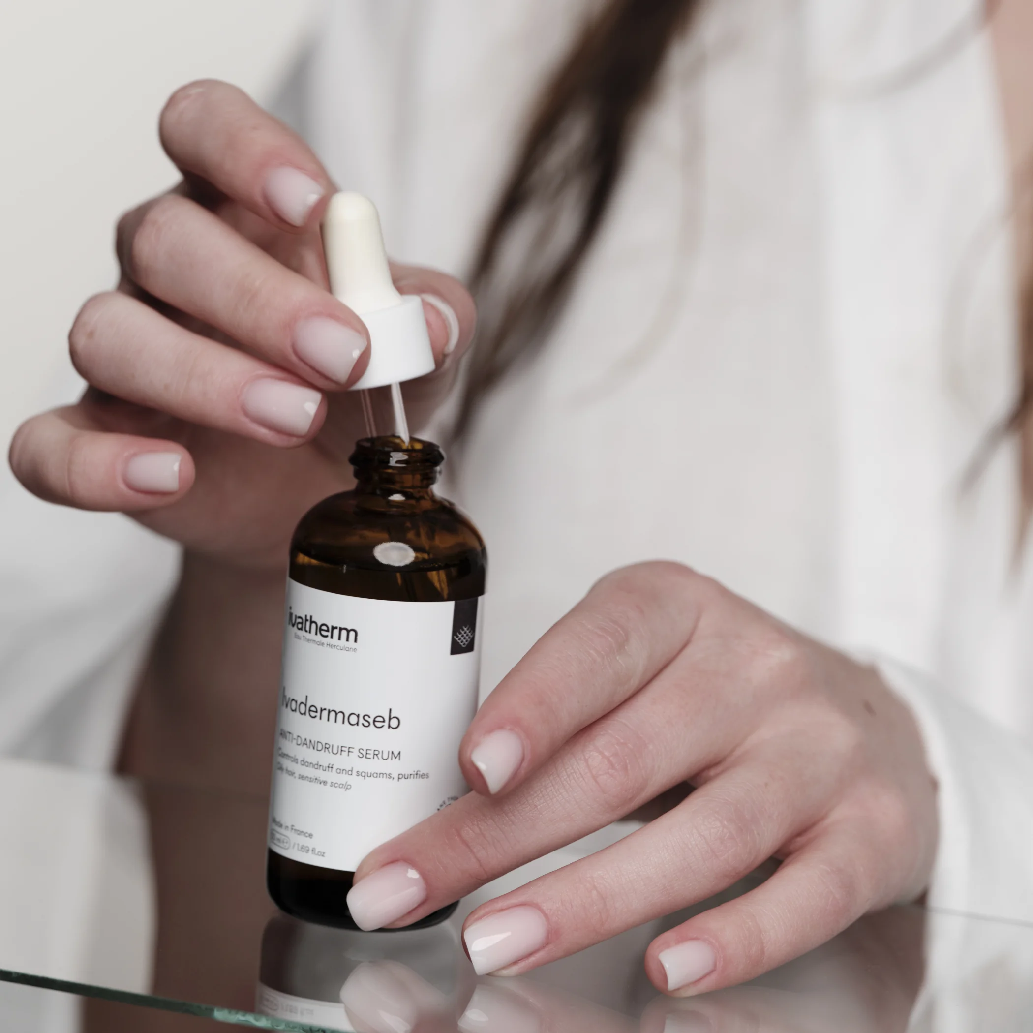 Ivadermaseb <br> ANTI-DANDRUFF SERUM - Image 2