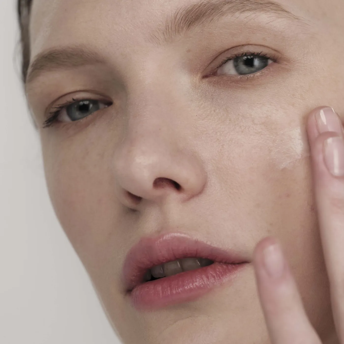 Ivapur <br> AKNEBIOME SERUM for combination or oily acne-prone skin - Image 4